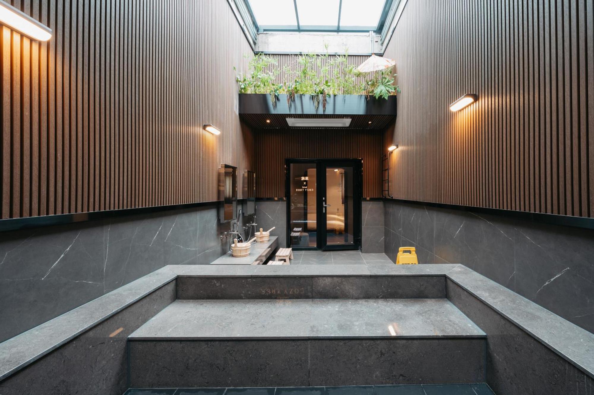 Cozy Tree Hotel Seomyeon Busan Exterior foto